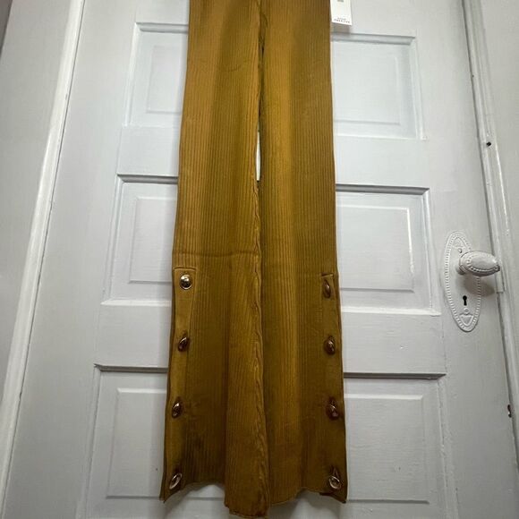 NWTs Good American Plaited Boss Flare Pants Size Medium - Picture 4 of 14